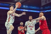 24小时足球免费直播在线观看-三分24投仅7中！广东男篮客场不敌北京，卫冕梦碎八强